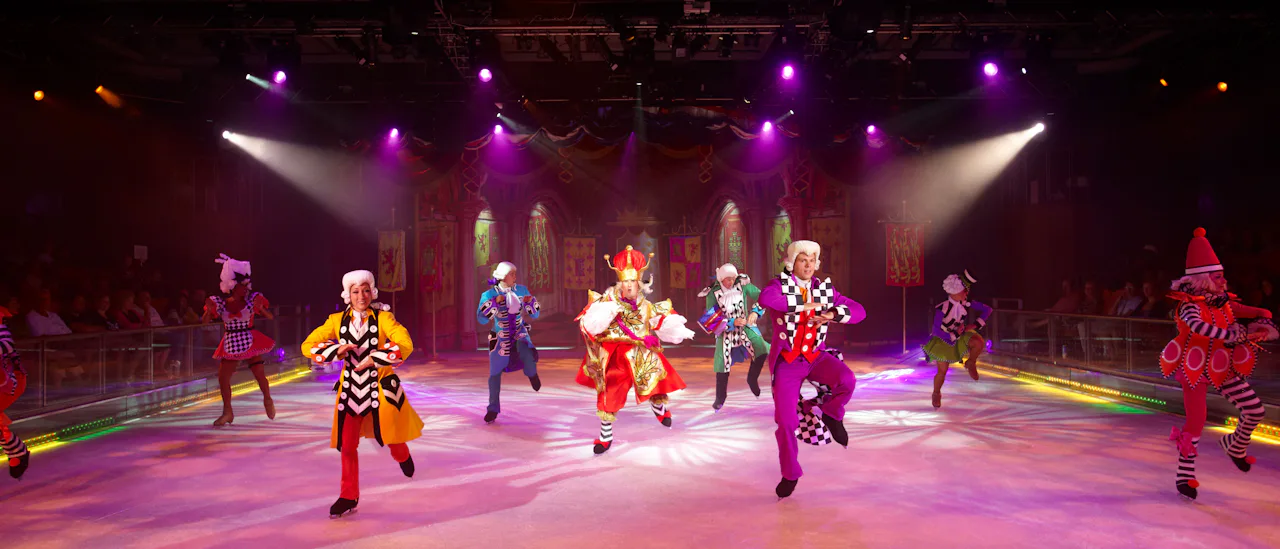Spectaculaire ijsshows in Studio B.