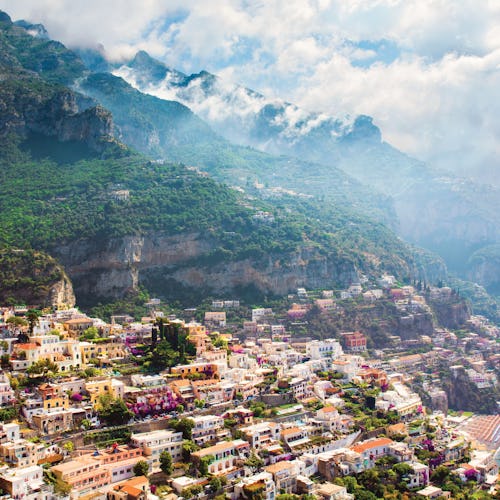 Het prachtige Positano aan de Amalfikust, tijdens een bezoek met een van onze cruiseschepen