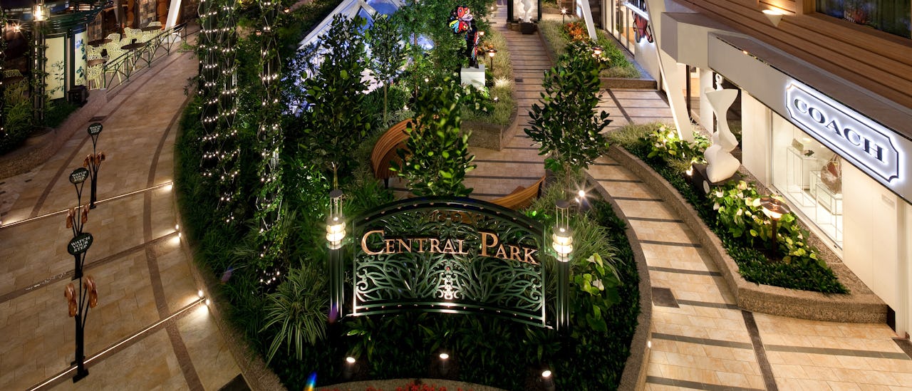 Geniet van een wandeling in "Central Park" met meer dan 20.000 planten.