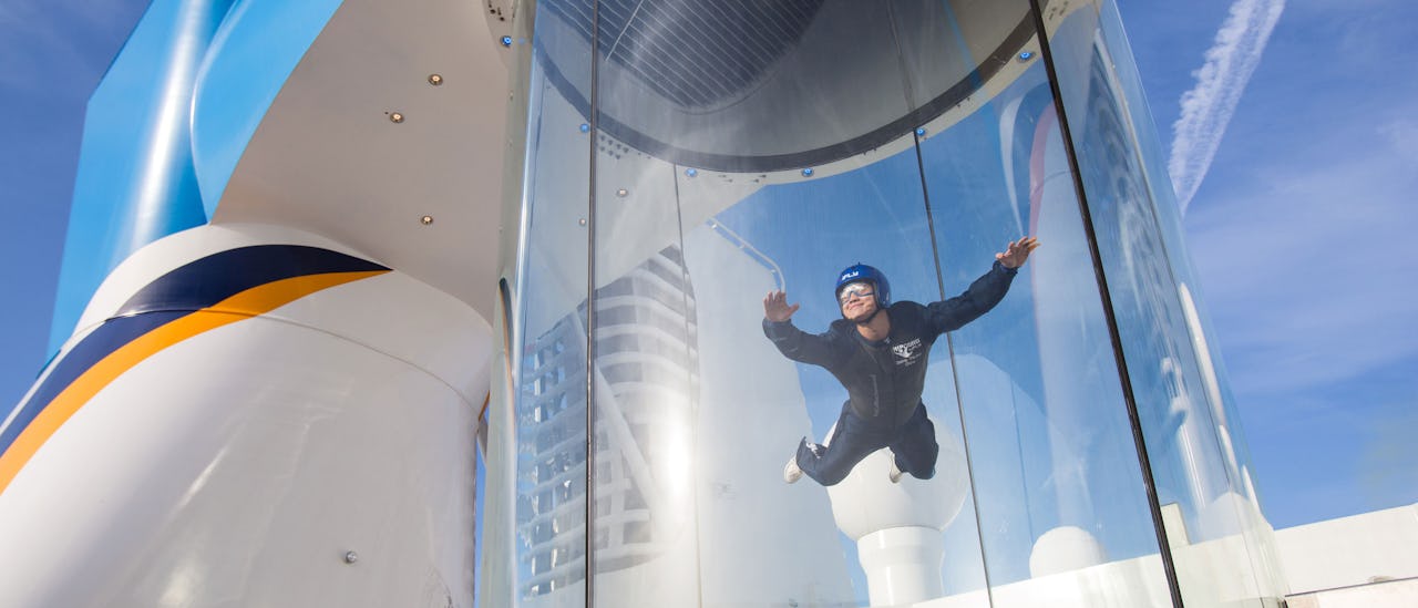 Skydive in de "Ripcord" -simulator.